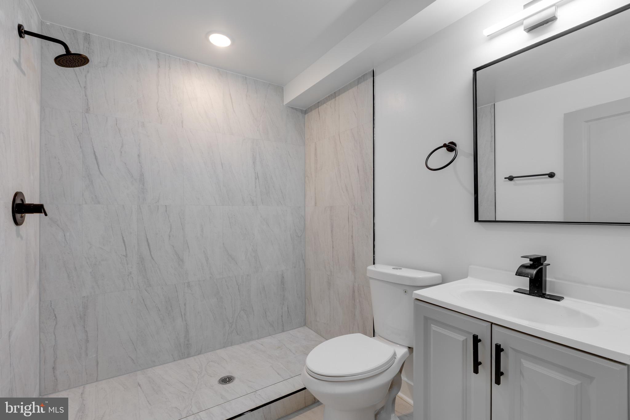 2234 N FRANKLIN STREET 4