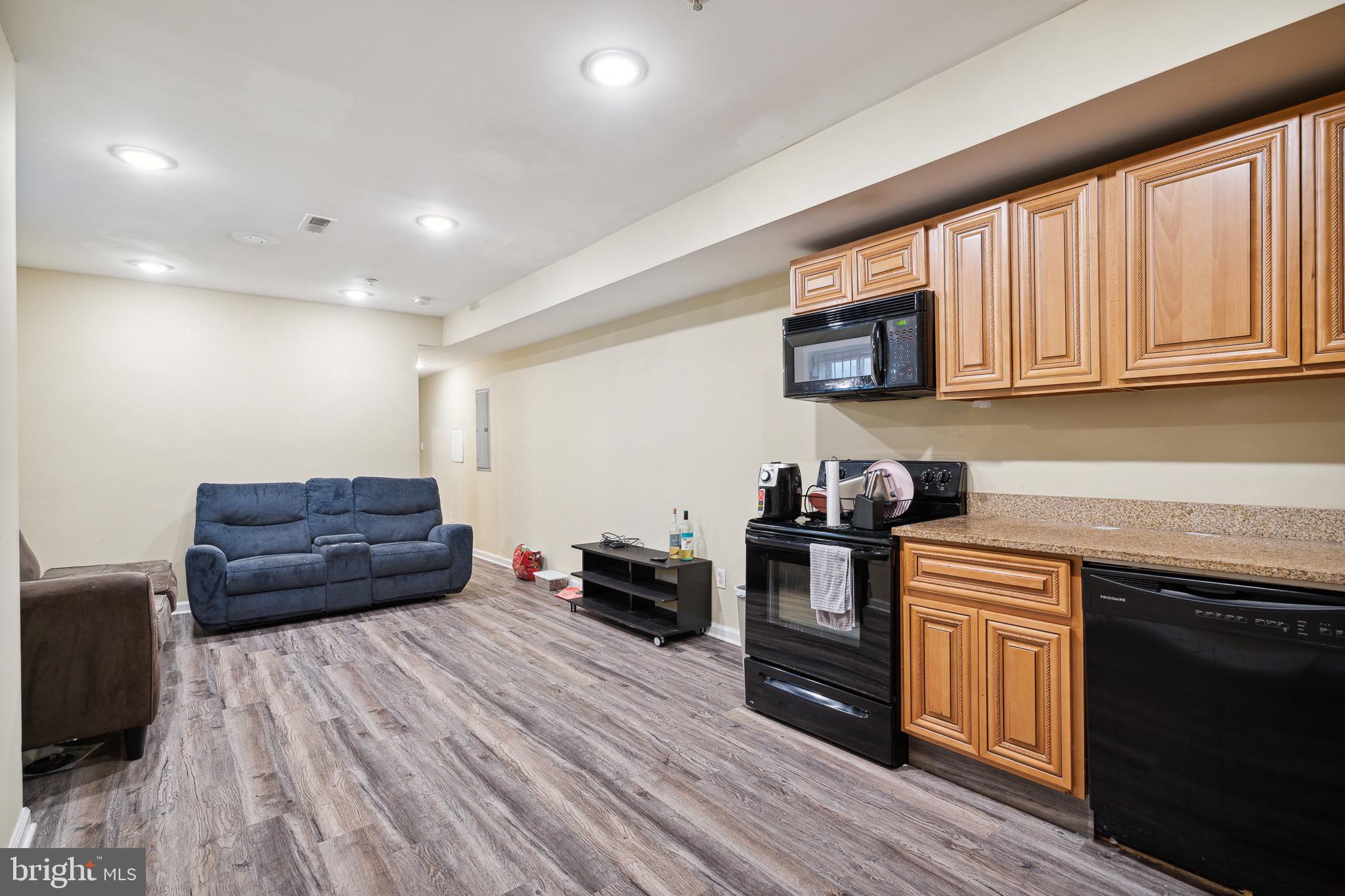 1611 N 17TH STREET 1