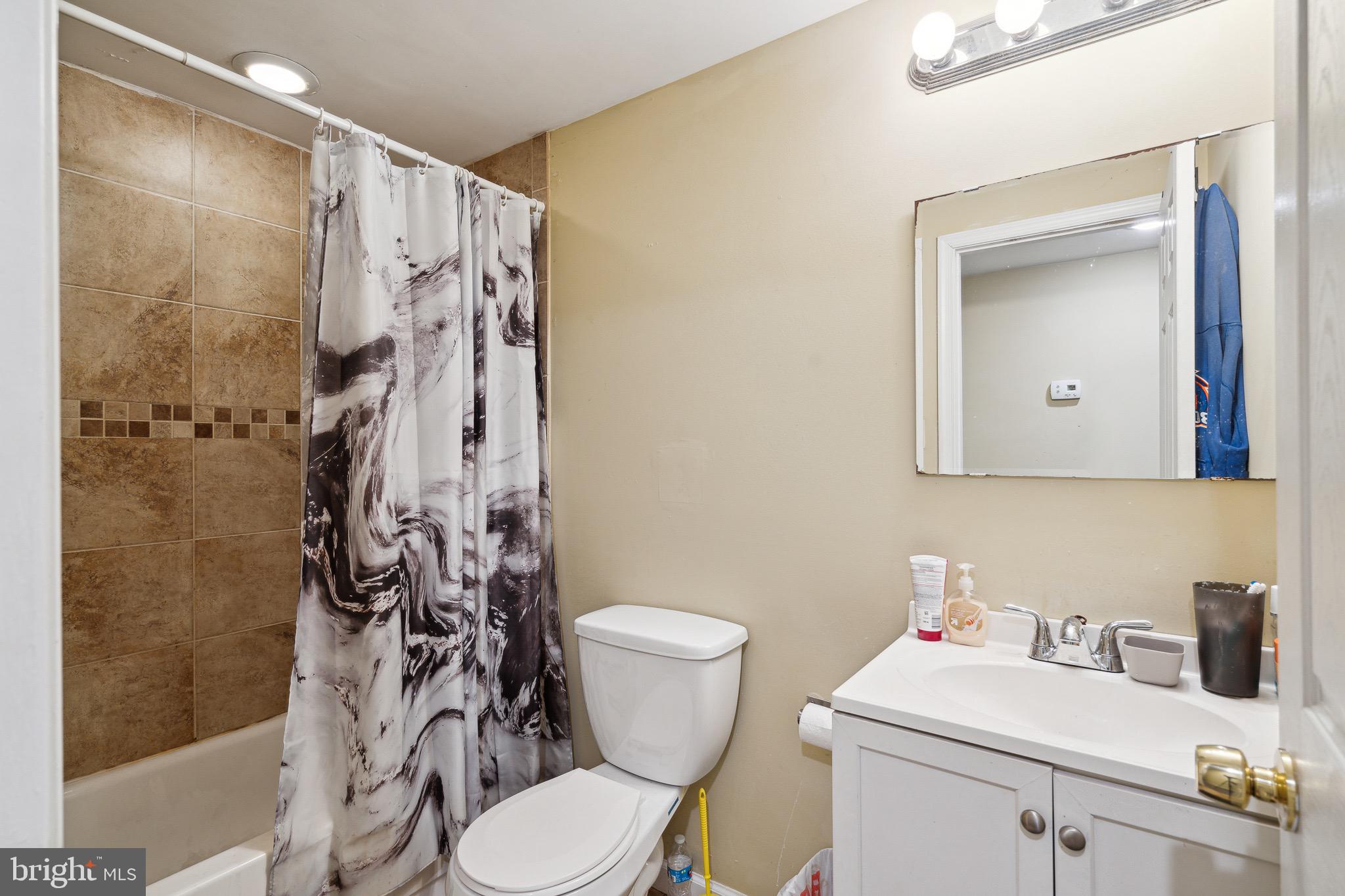 1611 N 17TH STREET 1