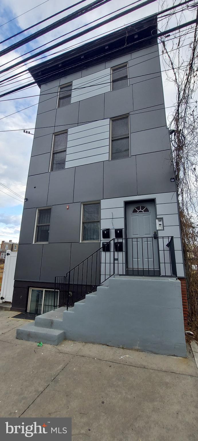 1611 N 17TH STREET 2