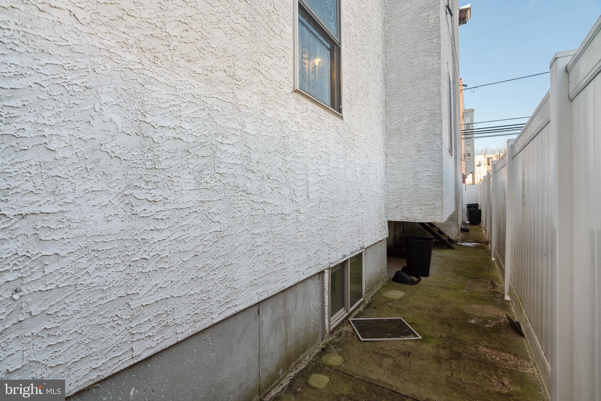 1611 N 17TH STREET 2