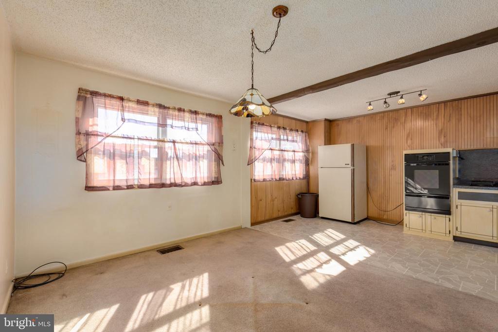 12401 MEDFORD ROAD