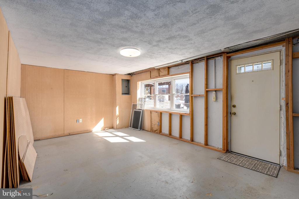 12401 MEDFORD ROAD