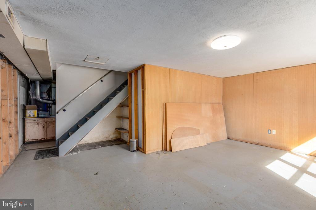 12401 MEDFORD ROAD