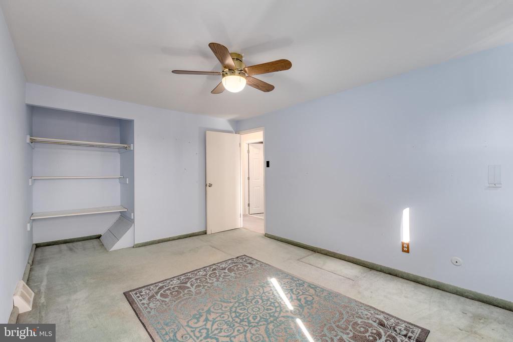 12401 MEDFORD ROAD