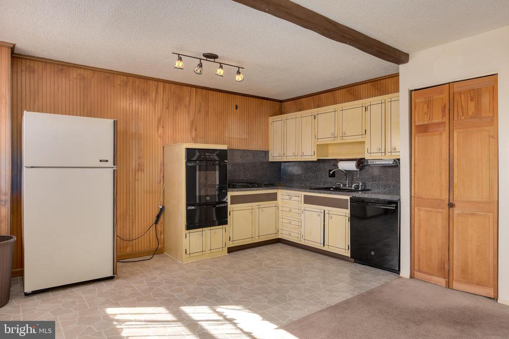 12401 MEDFORD ROAD
