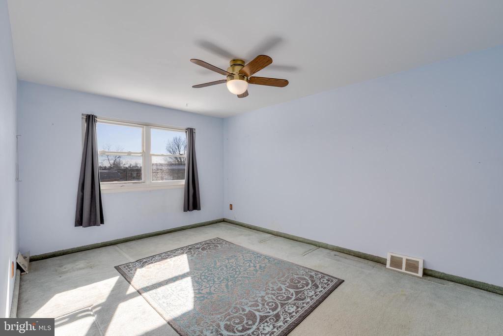 12401 MEDFORD ROAD