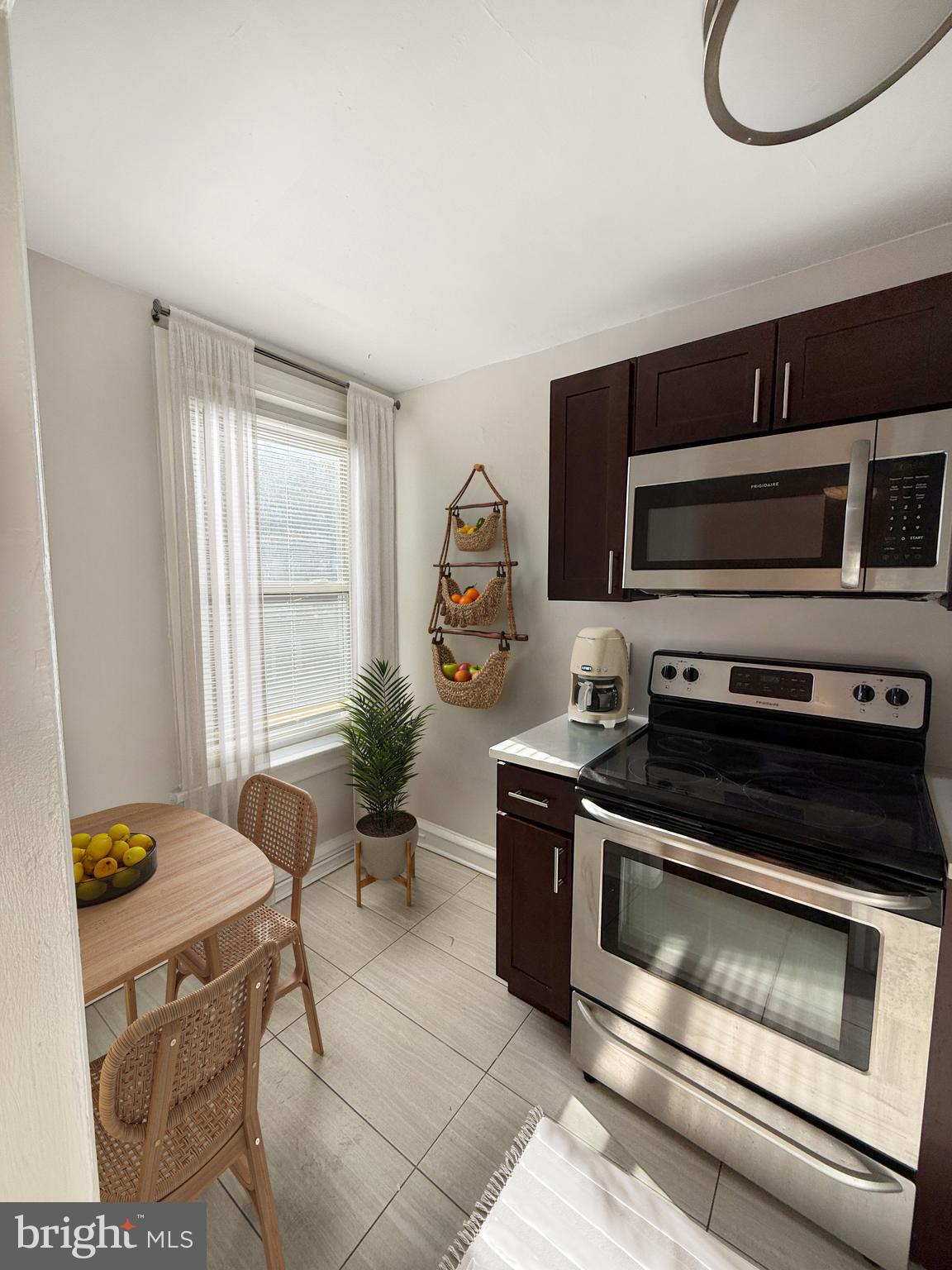 4605 CHESTER AVENUE 1 BED