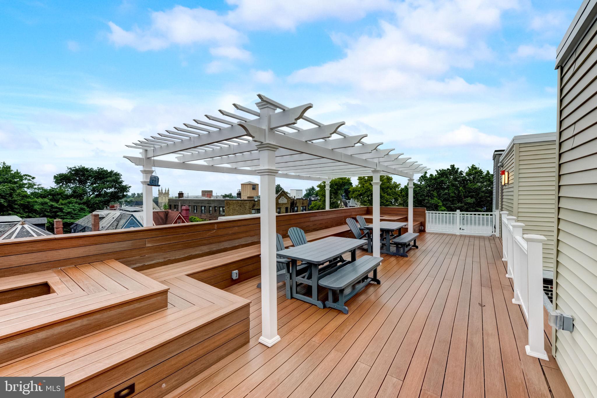 4605 CHESTER AVENUE 1 BED
