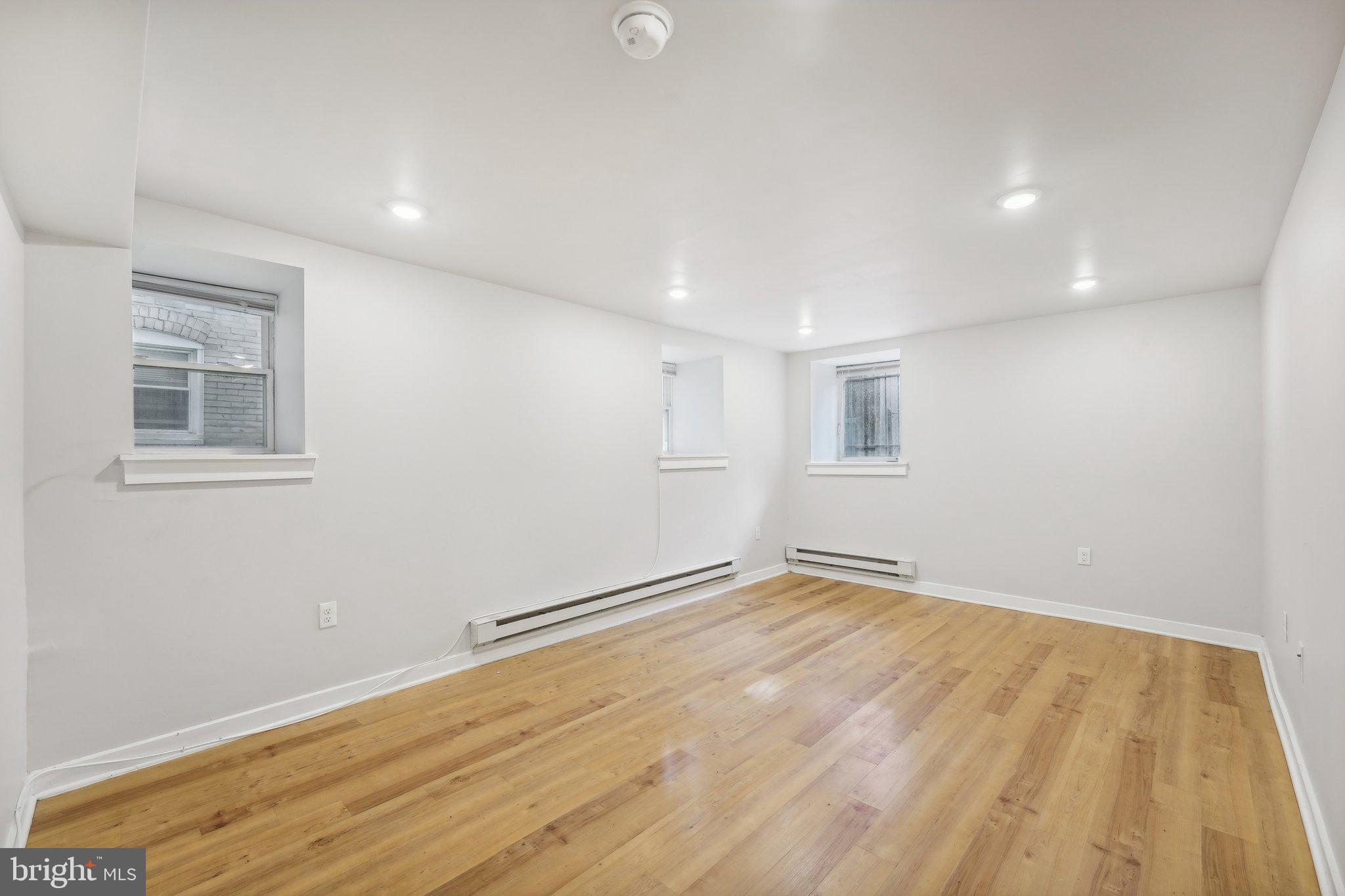 4300 CHESTNUT STREET 1 BED