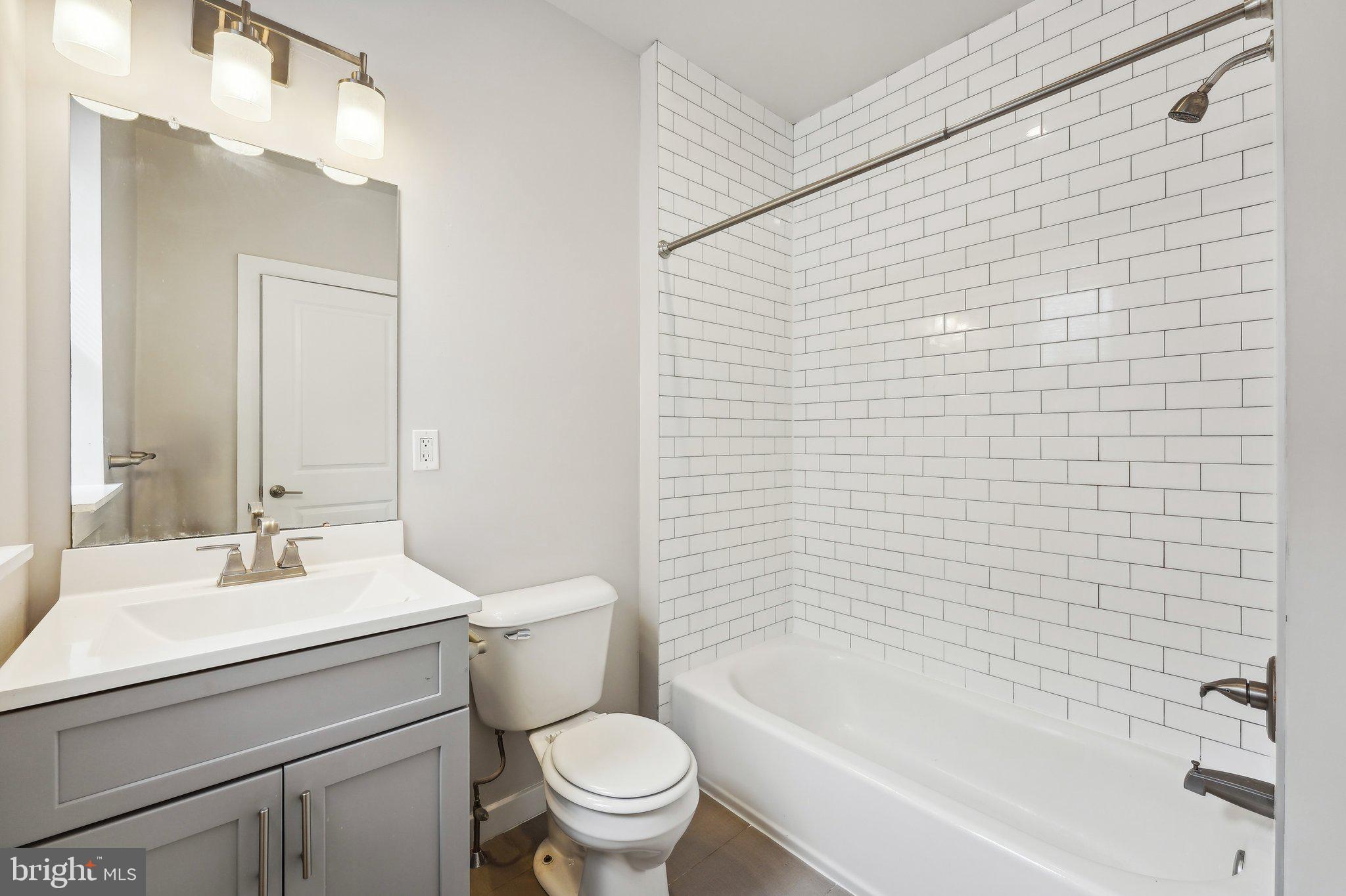 4300 CHESTNUT STREET 1 BED