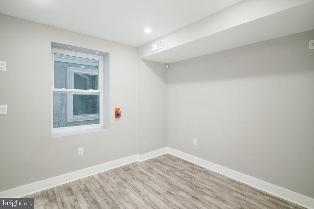 1443 N 8TH STREET 2