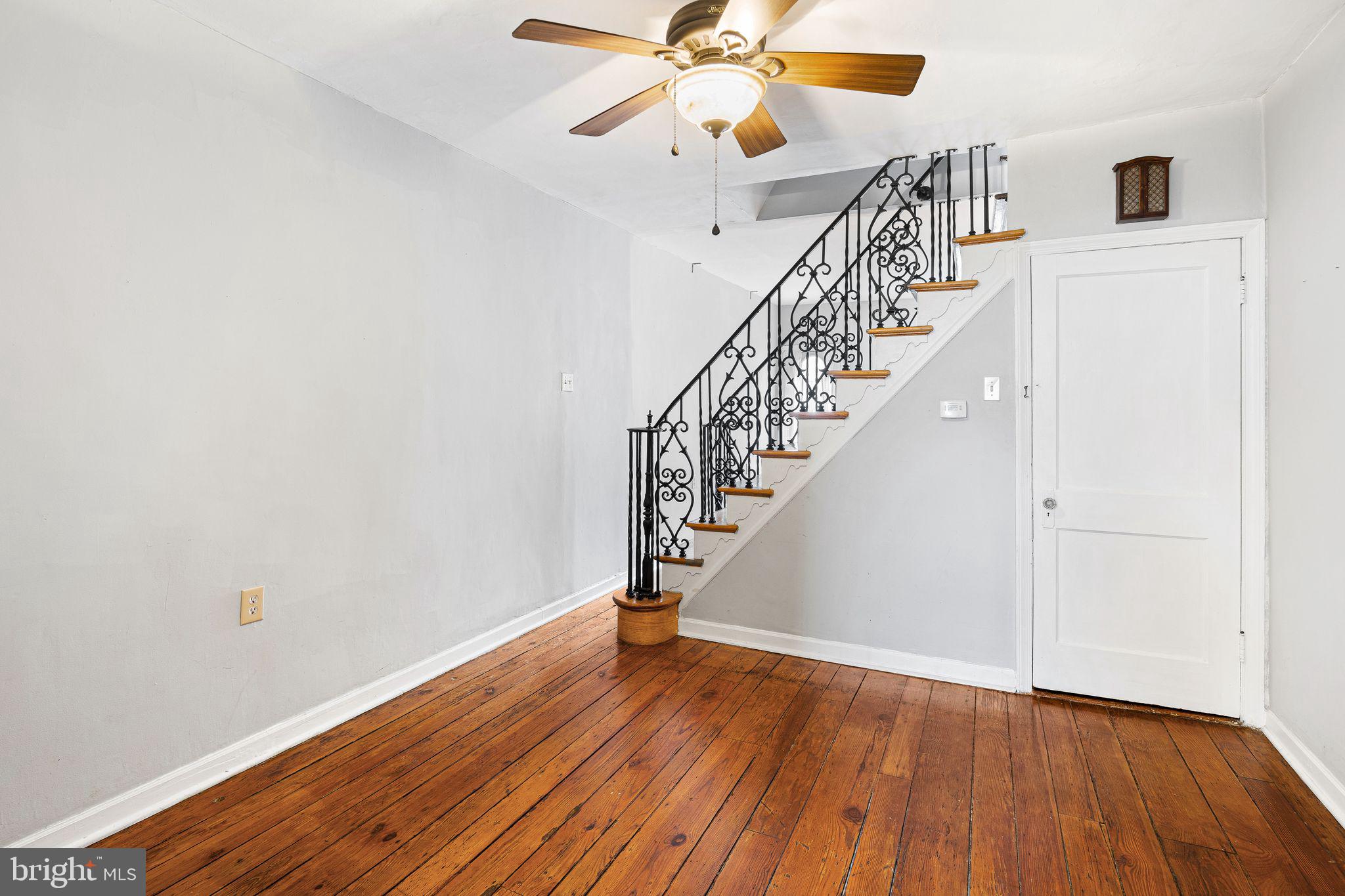 3115 ALMOND STREET