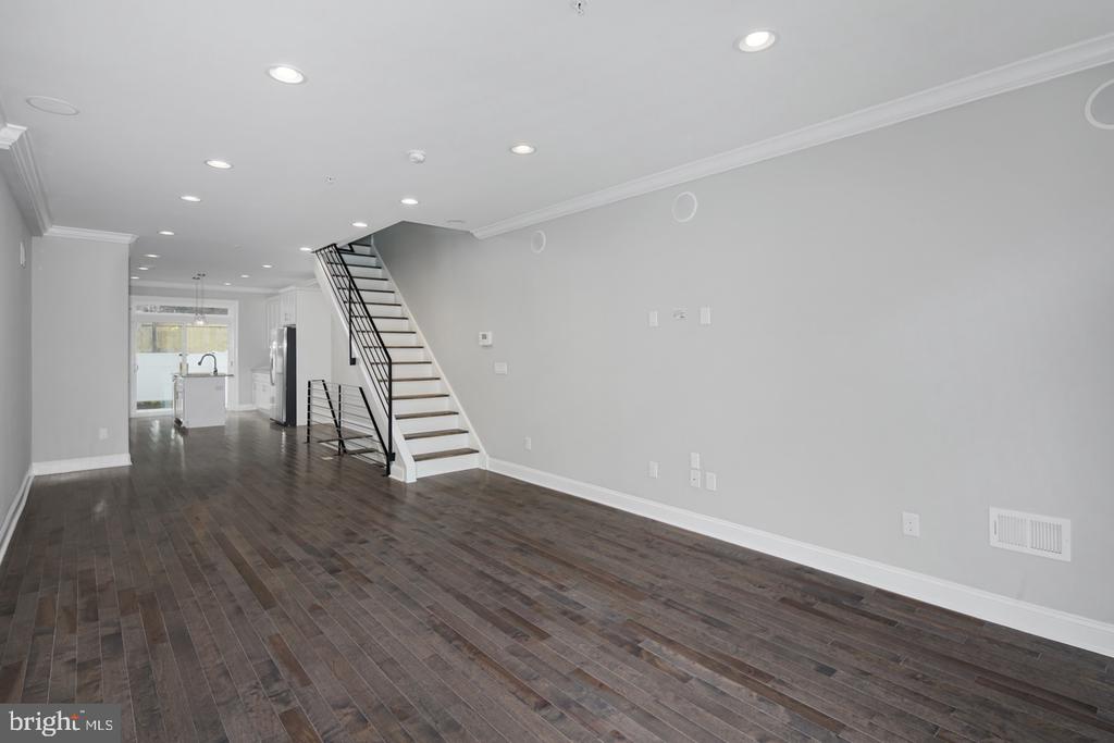 220 CECIL B MOORE AVENUE