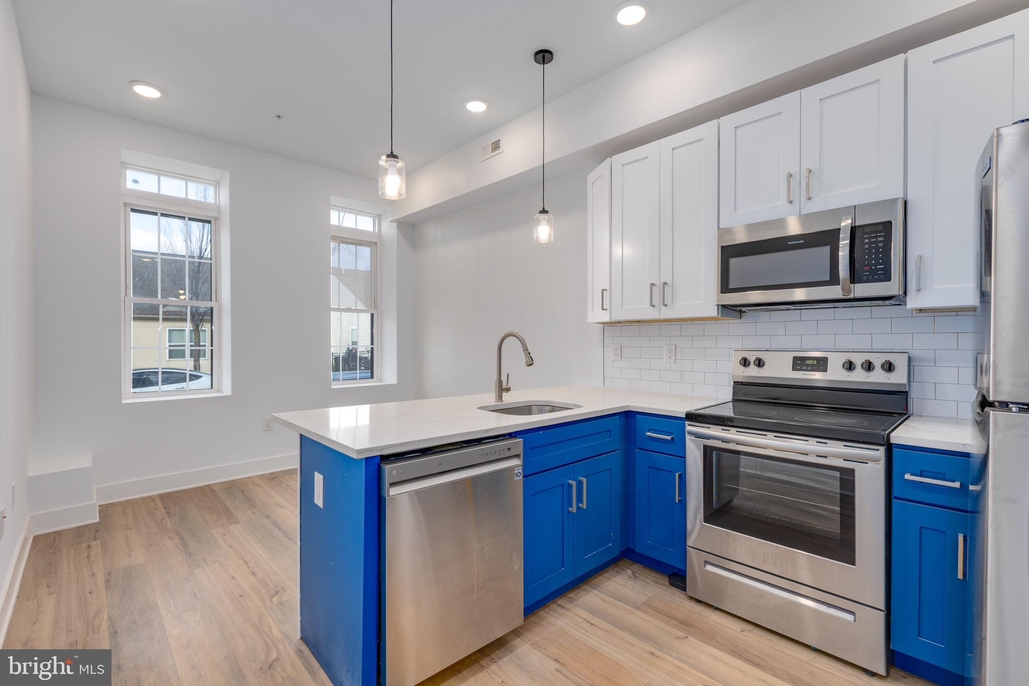 1535 N 6TH STREET 1