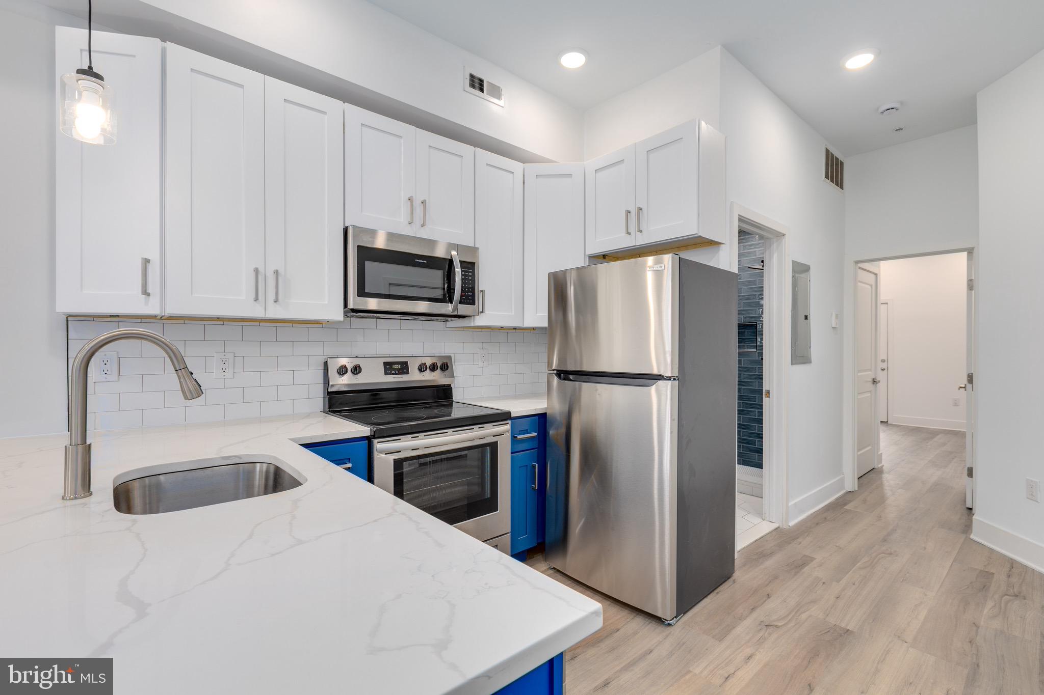 1535 N 6TH STREET 1