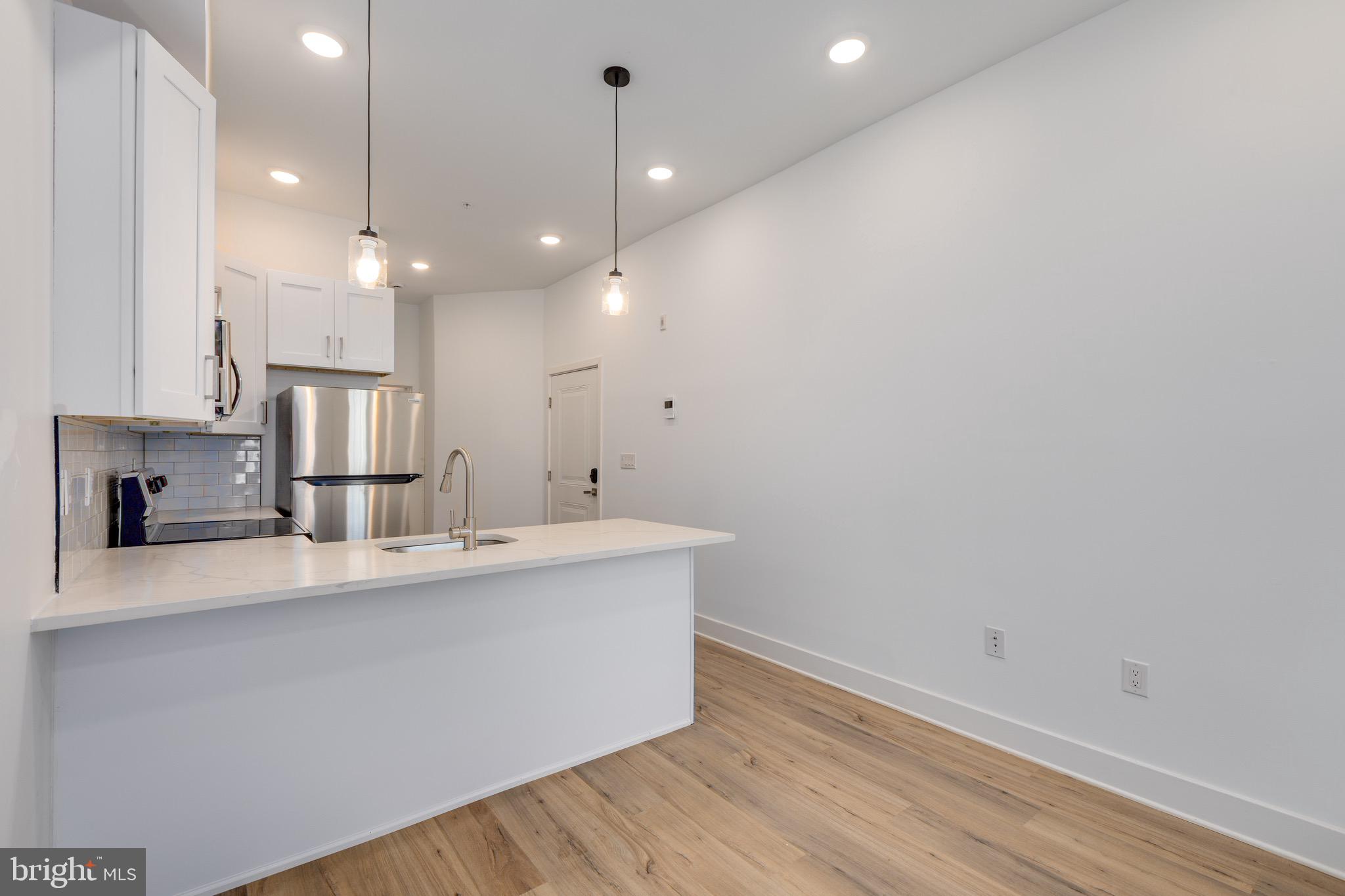 1535 N 6TH STREET 1