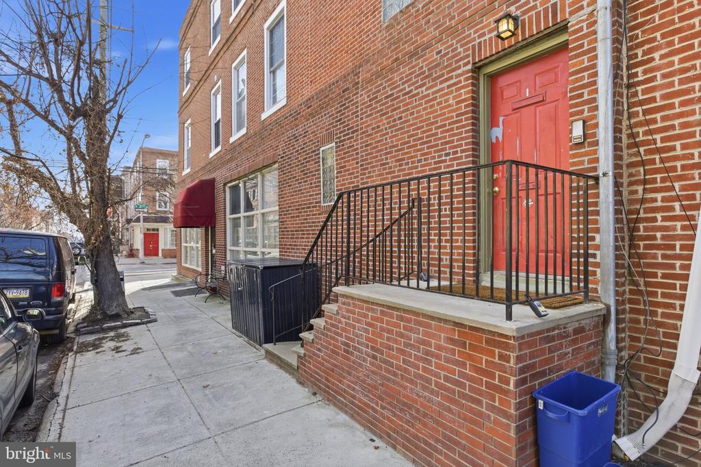 700 S 2ND STREET B1