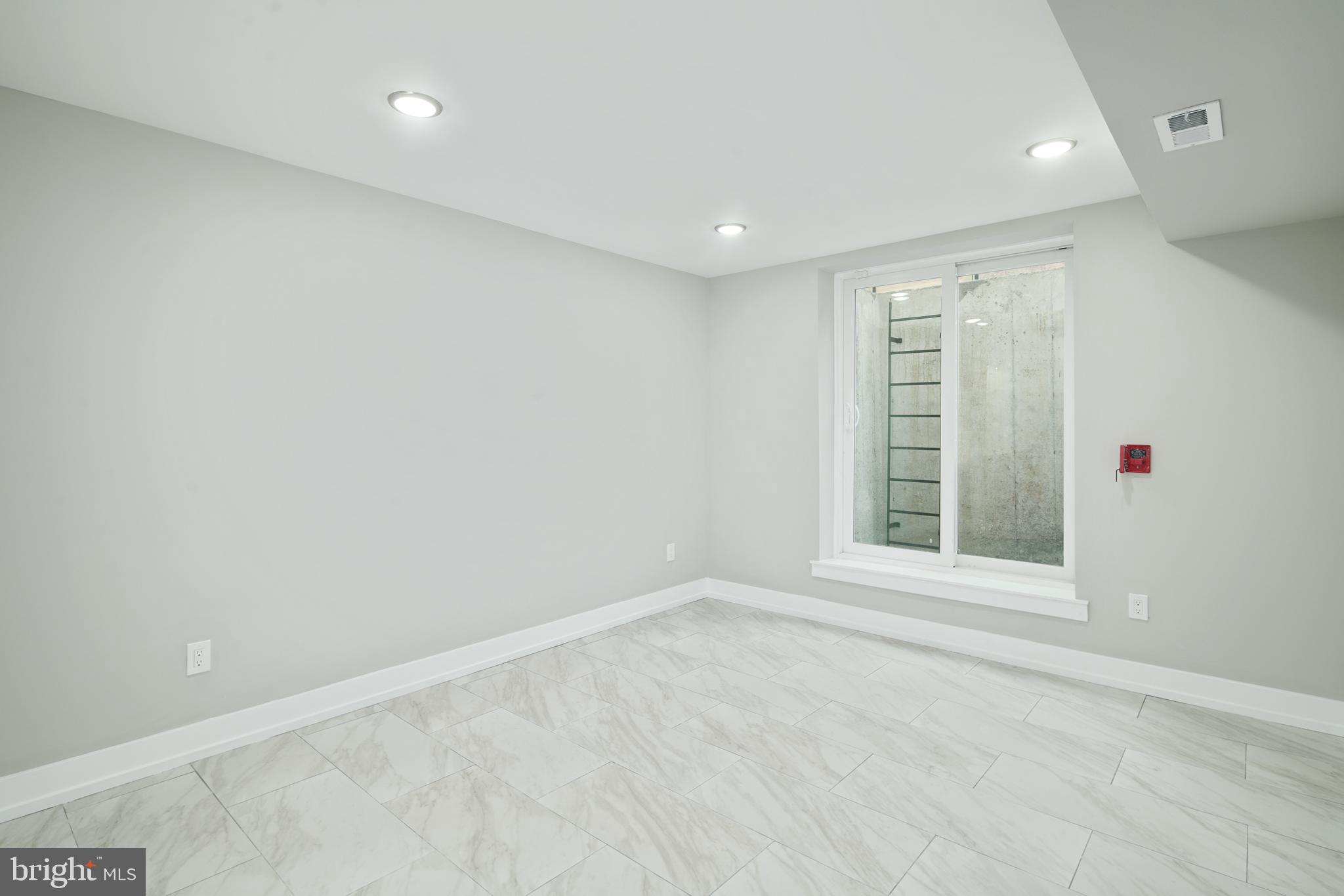 411 W HEWSON STREET 1