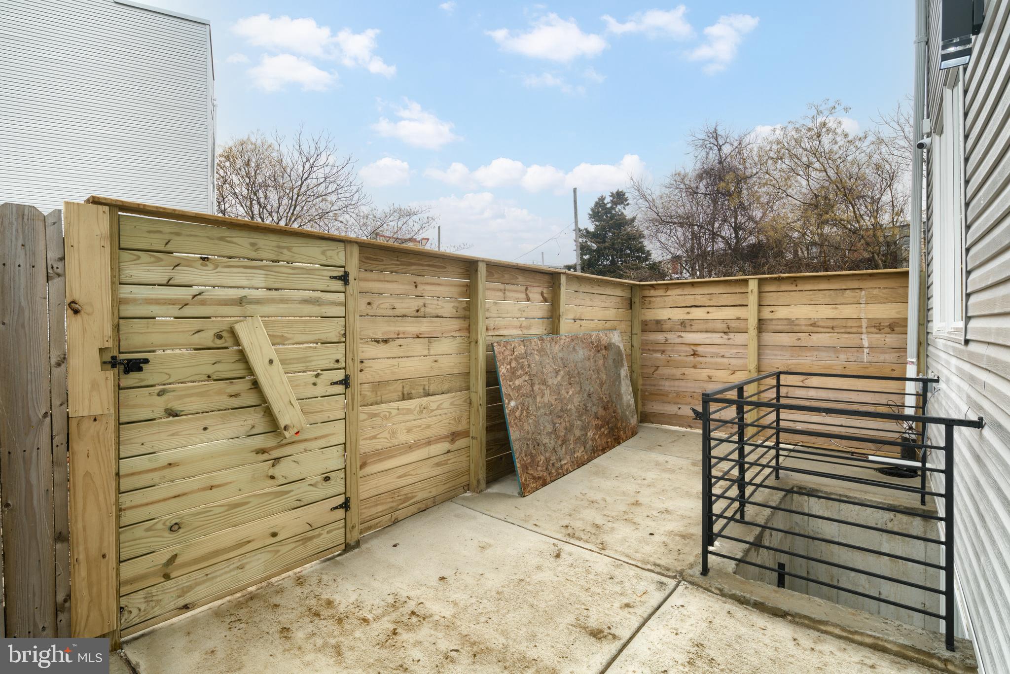 411 W HEWSON STREET 1