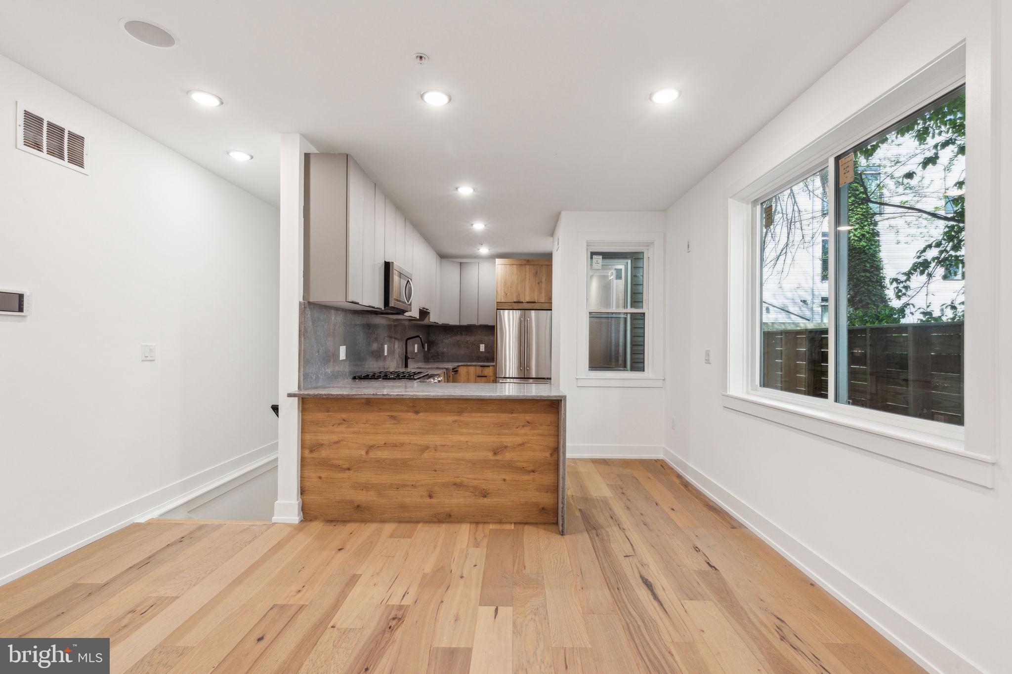 1214 E SUSQUEHANNA AVENUE 2