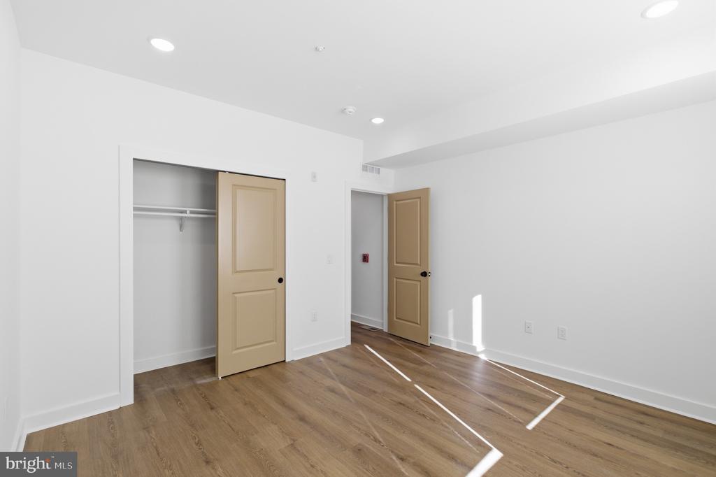 2643 N 6TH STREET 1