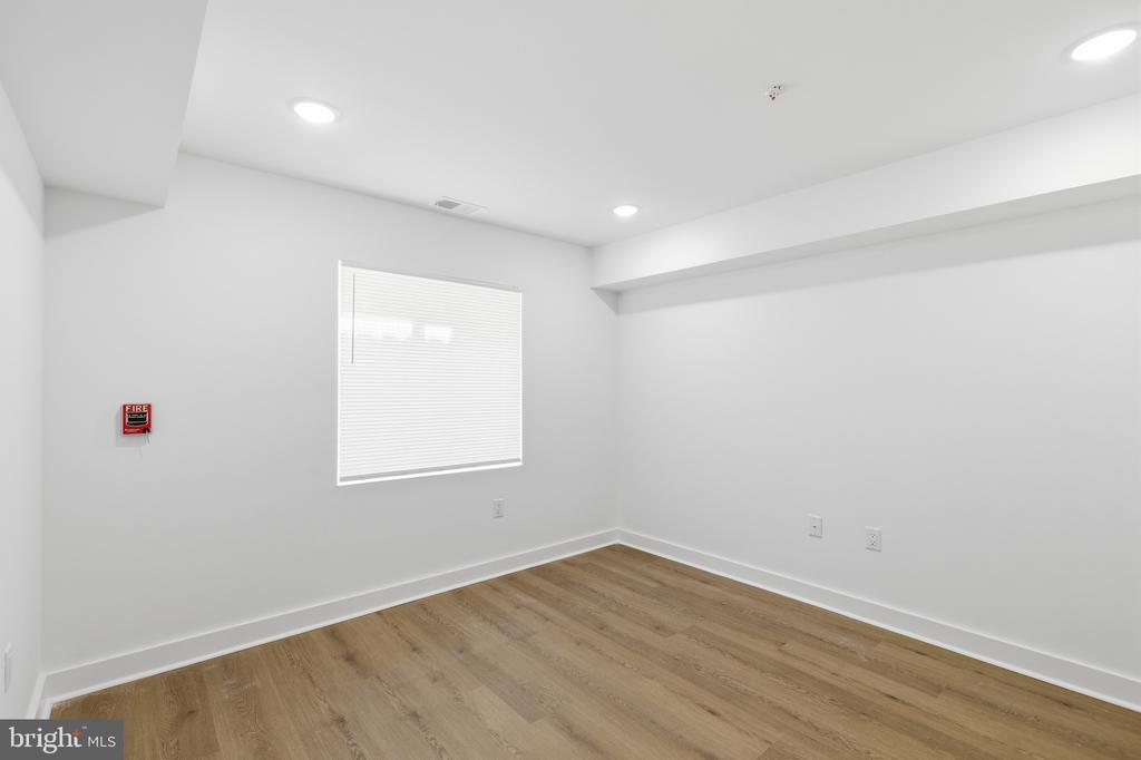 2643 N 6TH STREET 1