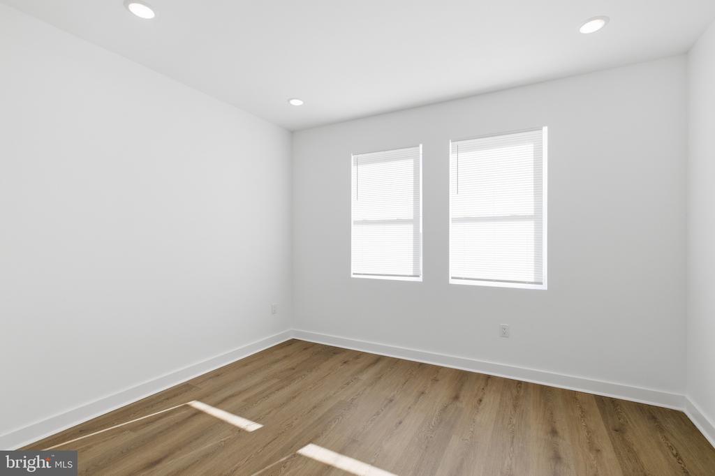 2643 N 6TH STREET 3