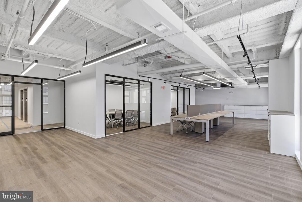 915 N BROAD STREET 601