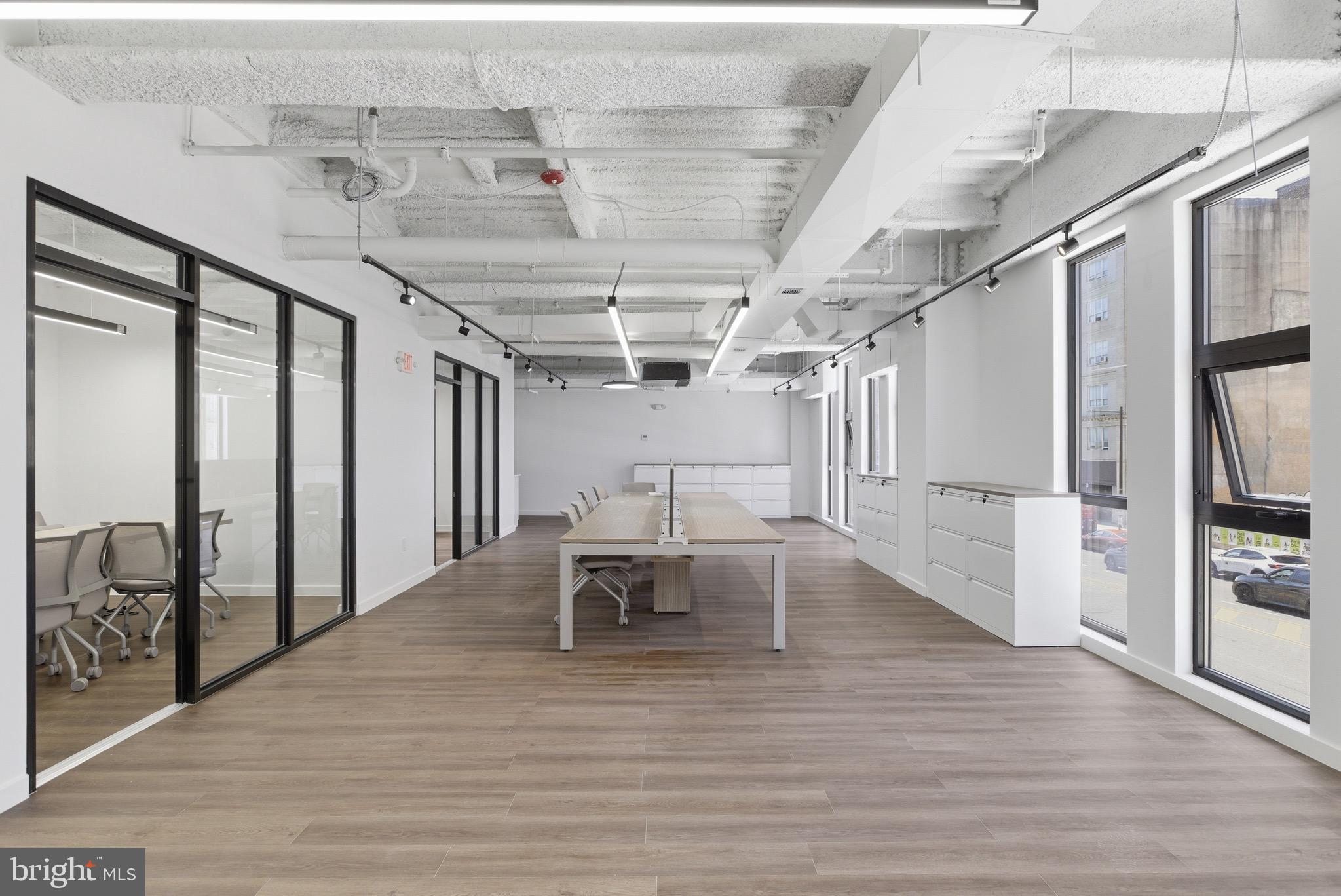 915 N BROAD STREET 604