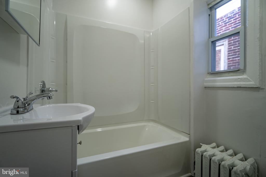 137 S 50TH STREET 3RD FLOOR
