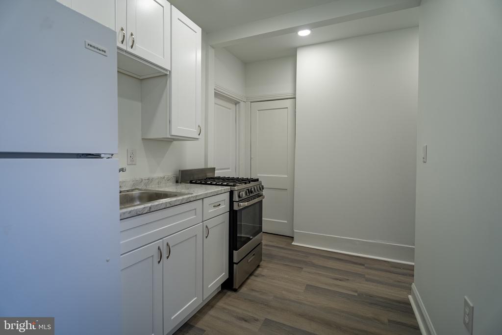 137 S 50TH STREET 3RD FLOOR