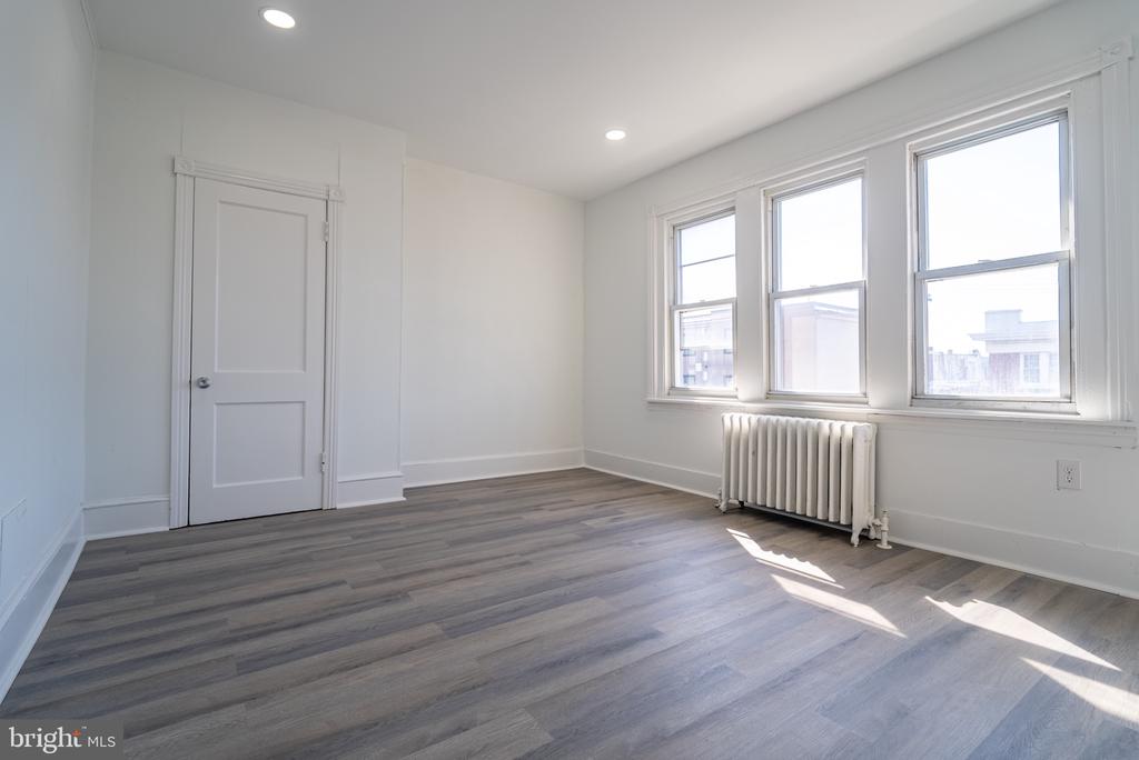 137 S 50TH STREET 3RD FLOOR