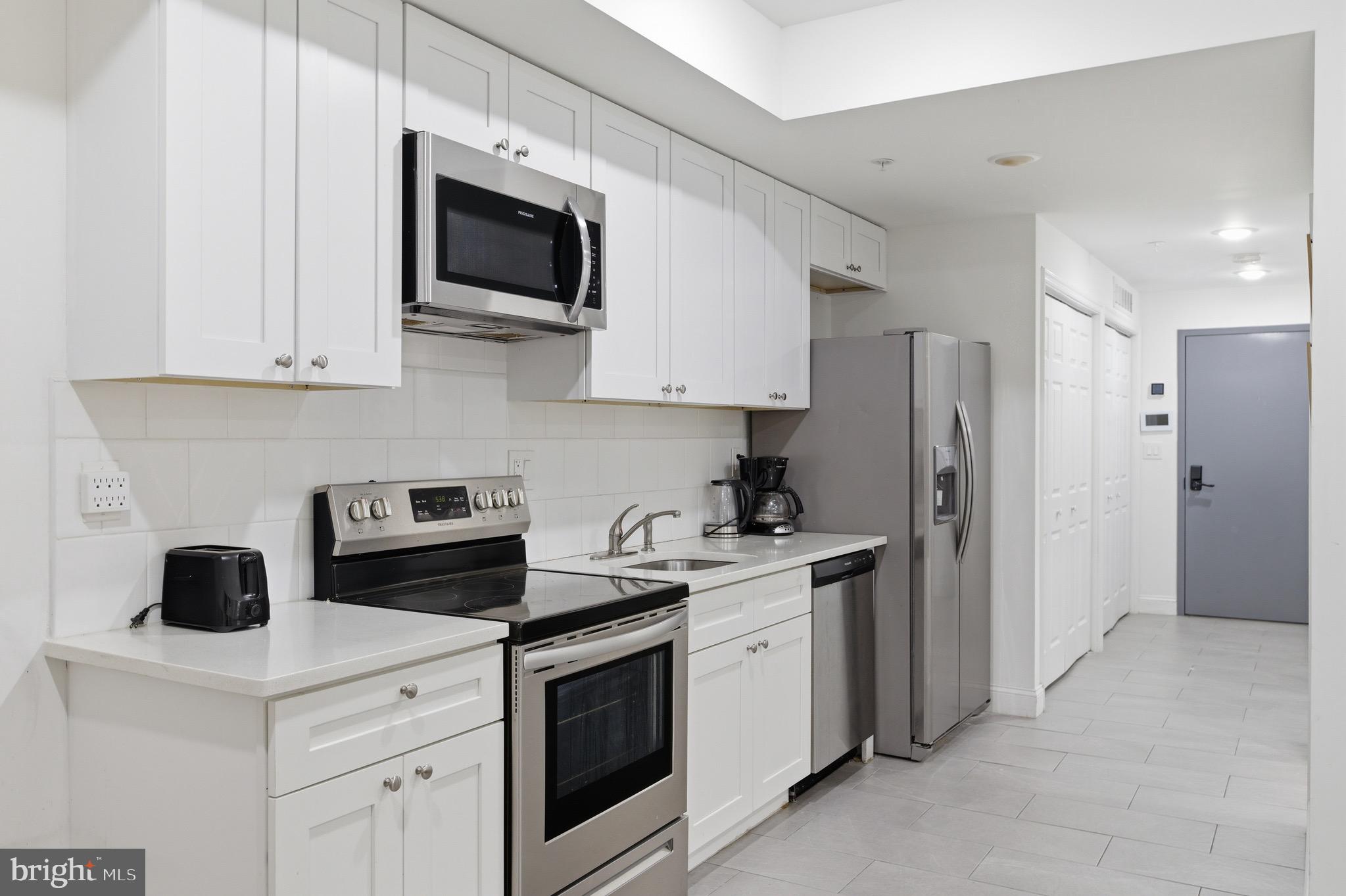 925 N BROAD STREET 29 4E