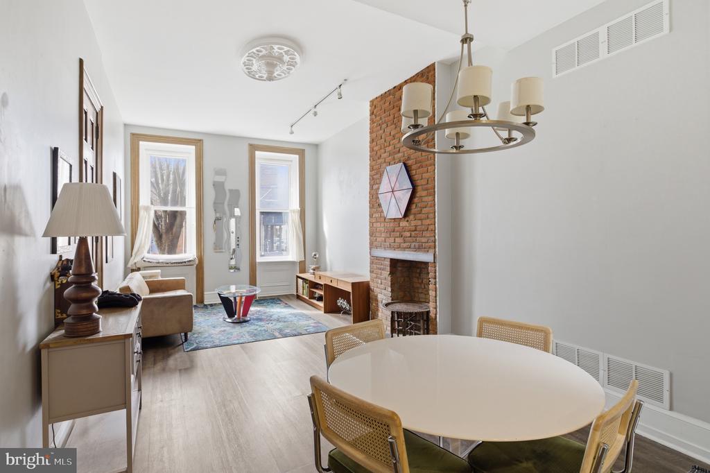 869 N 29TH STREET 1