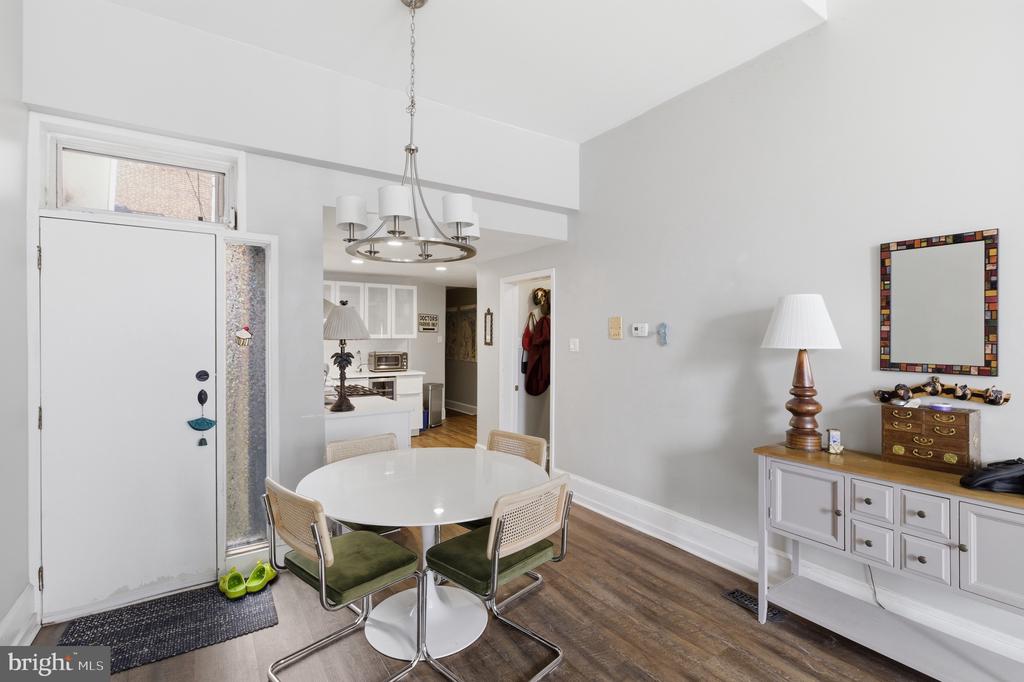 869 N 29TH STREET 1