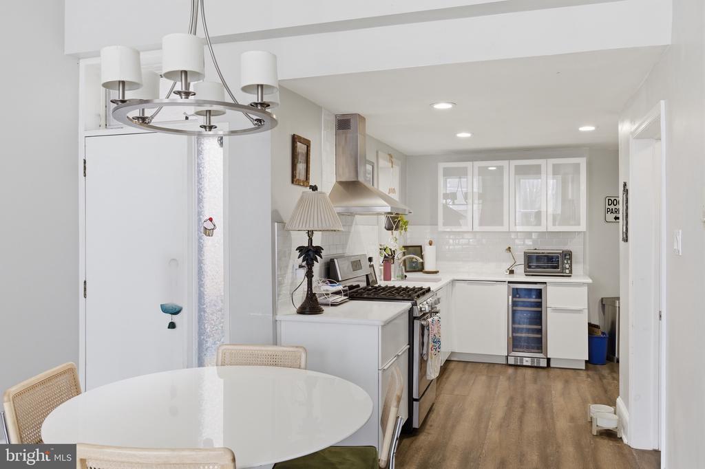 869 N 29TH STREET 1