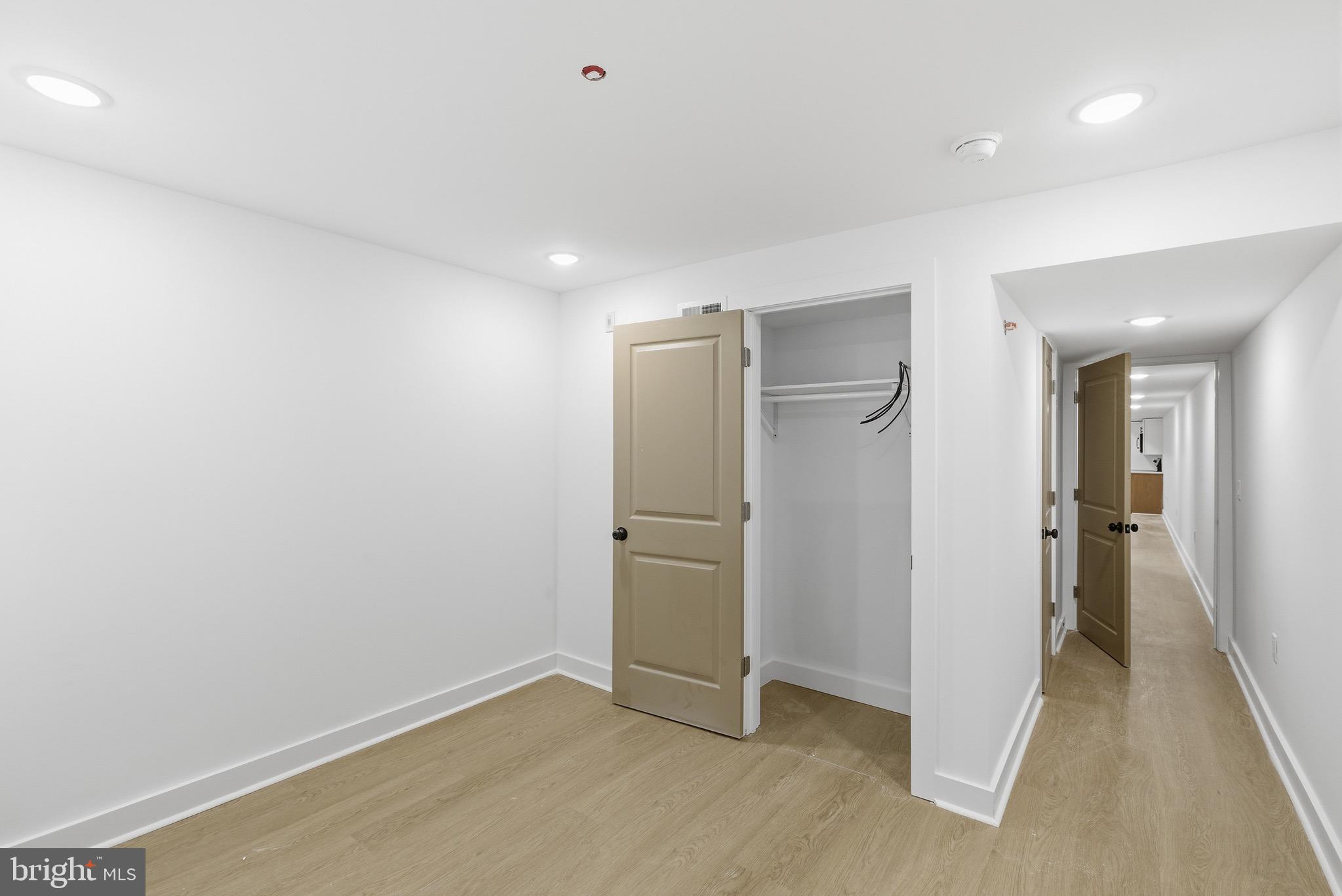 863 N 43RD STREET 1