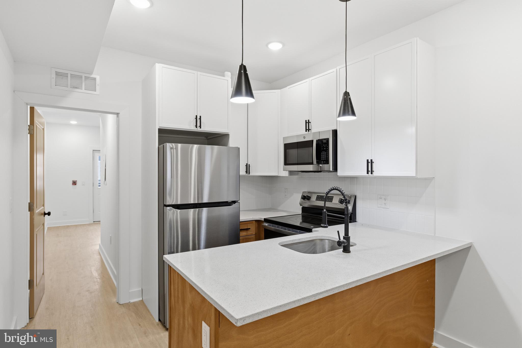 863 N 43RD STREET 2