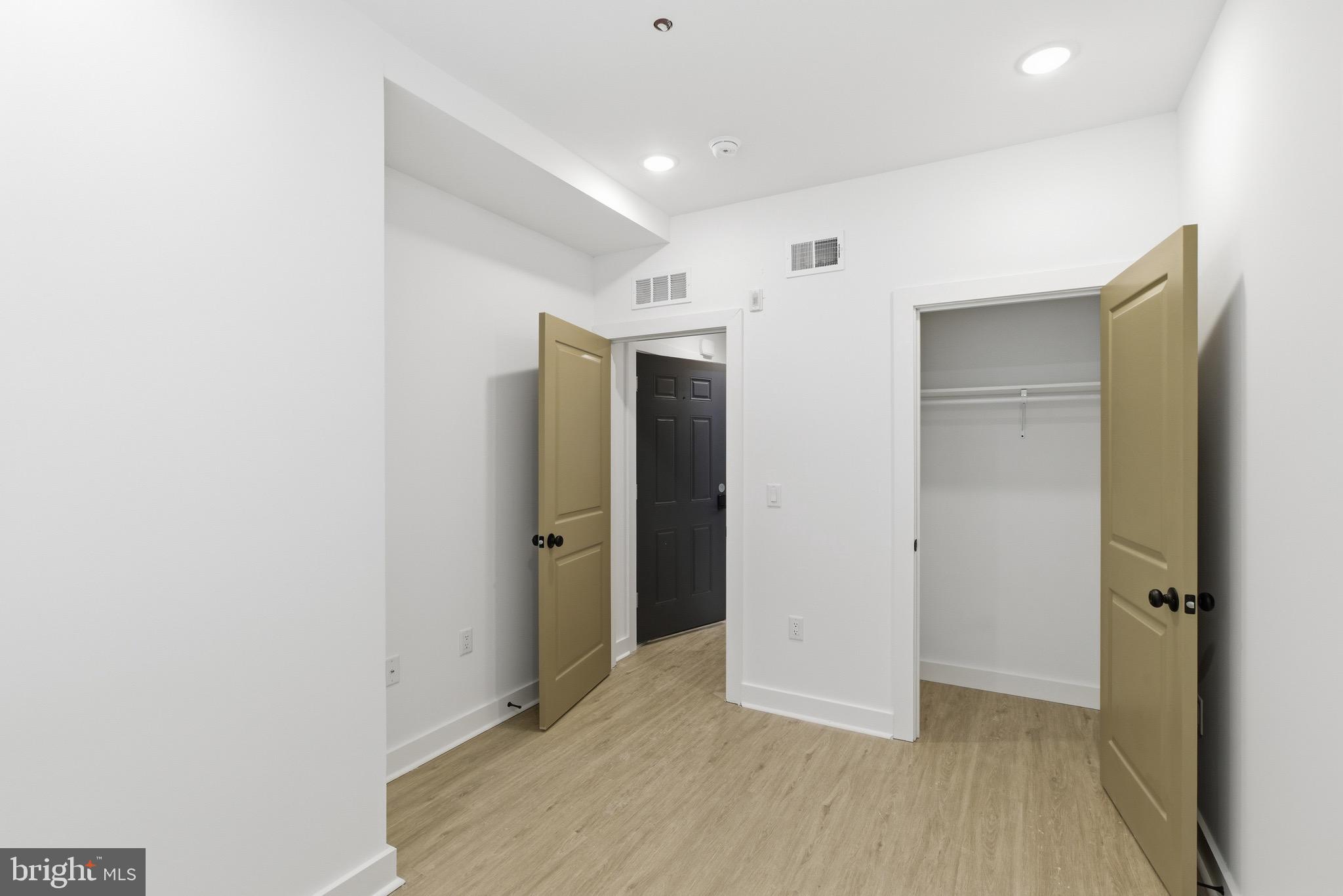 863 N 43RD STREET 2