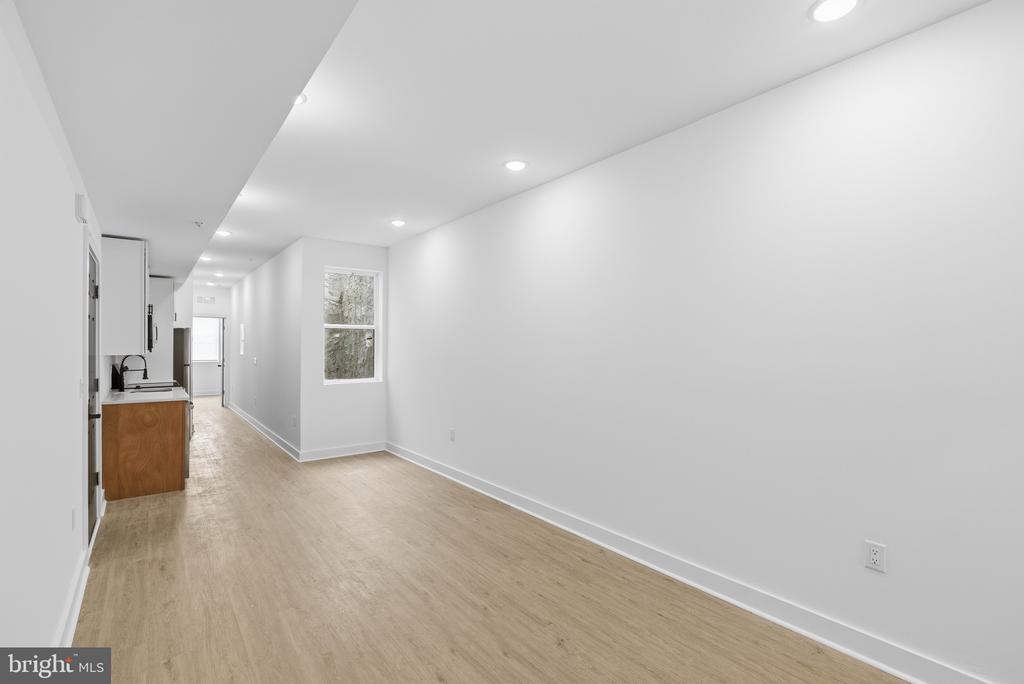 863 N 43RD STREET 3