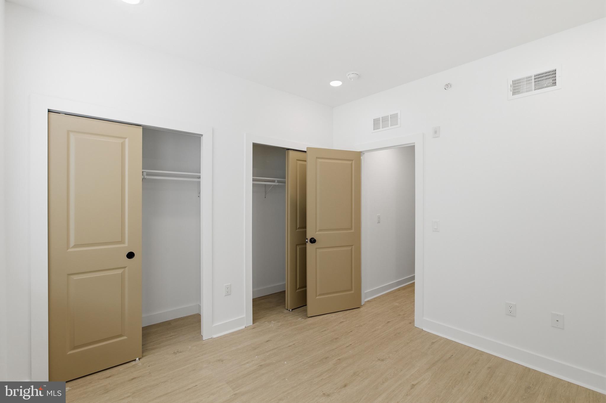 863 N 43RD STREET 4