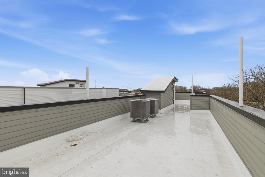 863 N 43RD STREET 4