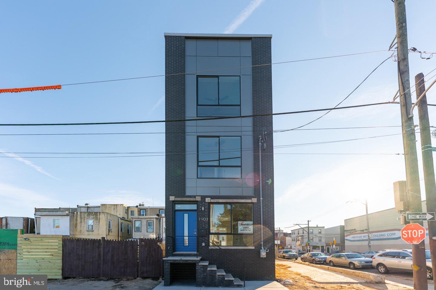 1903 N PHILIP STREET
