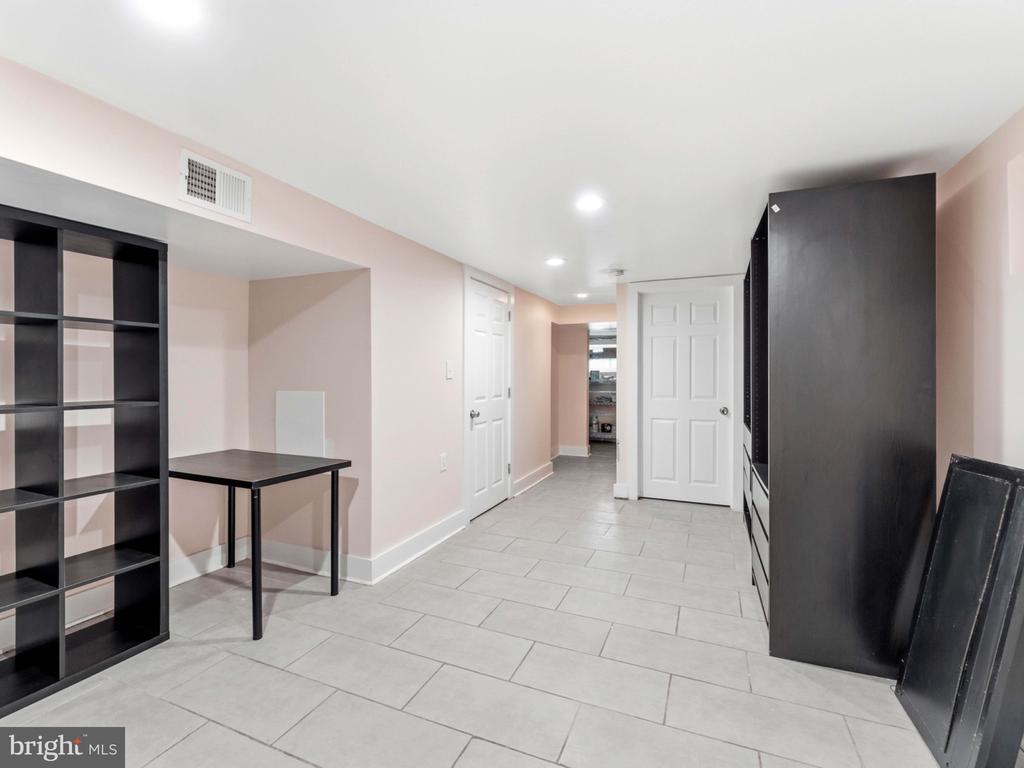 5532 CEDAR AVENUE