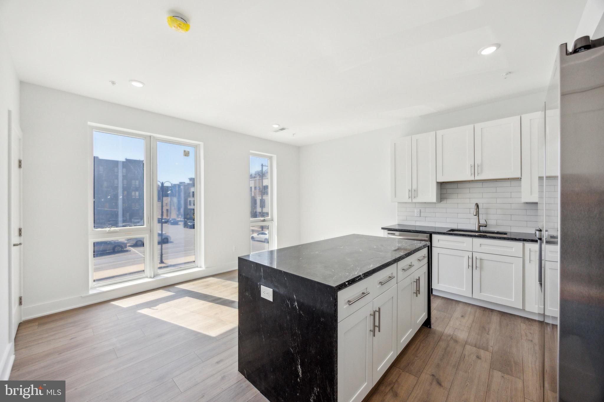 1350 N FRONT STREET 202