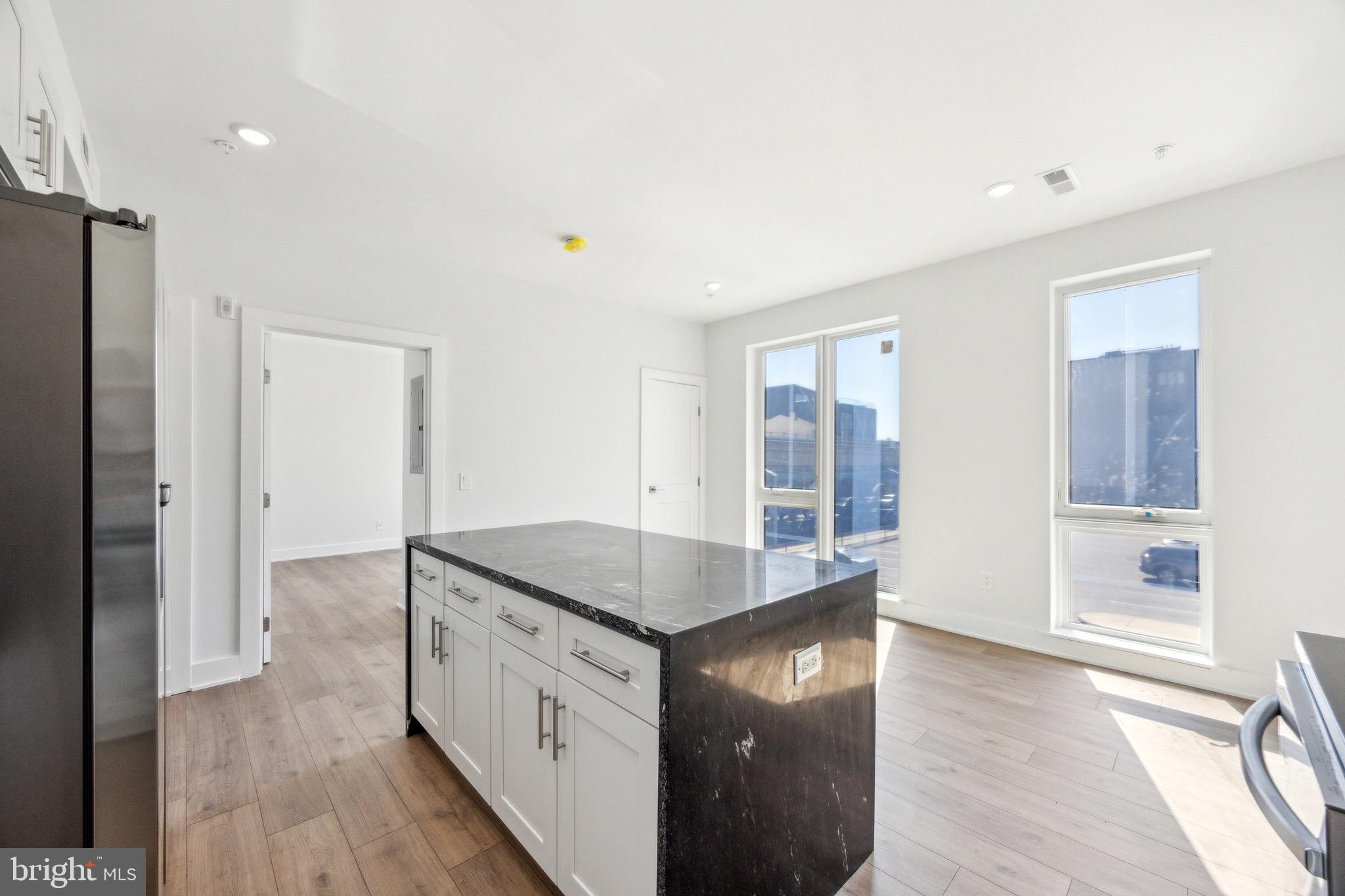 1350 N FRONT STREET 202