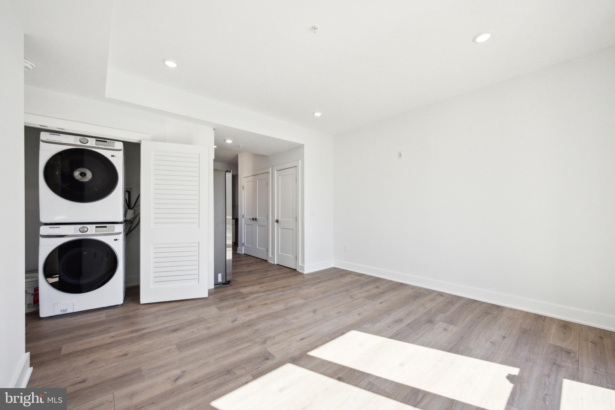 1350 N FRONT STREET 204