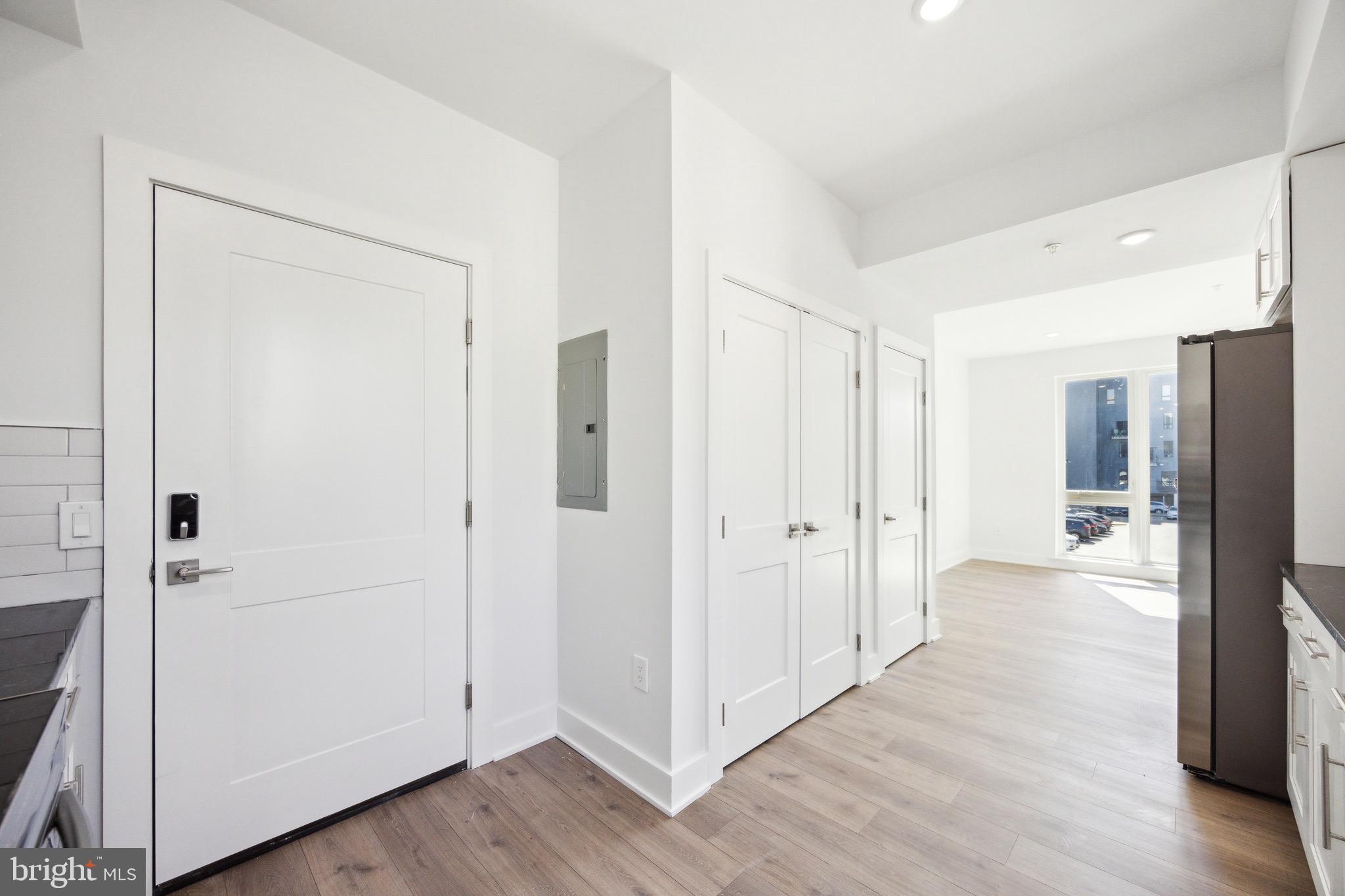 1350 N FRONT STREET 204