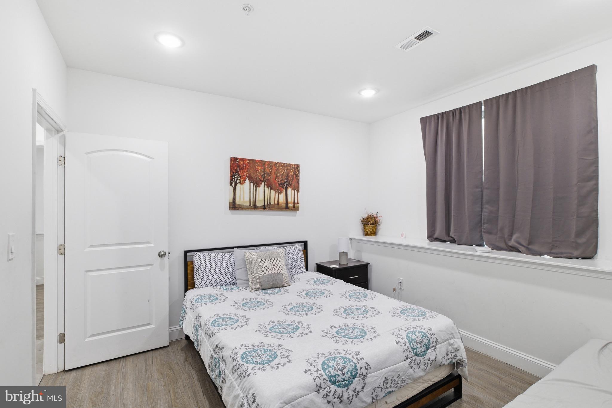 925 N BROAD STREET 29 4D